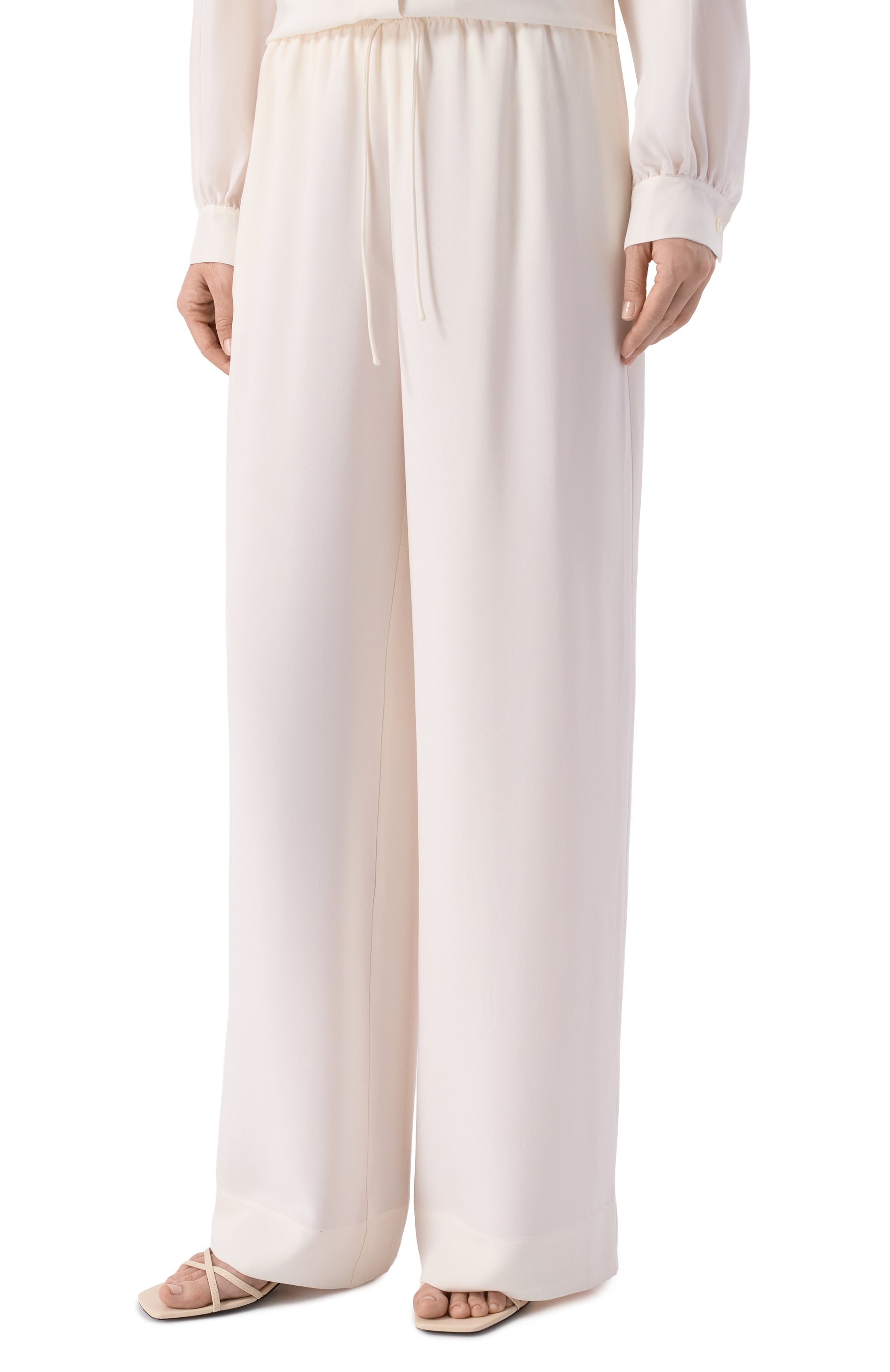 Шелковые брюки 12 STOREEZ кремового цвета по цене 32000 руб., арт. 136852, фото 3 Шелковые брюки 12 STOREEZ, арт. 136852, фото 3