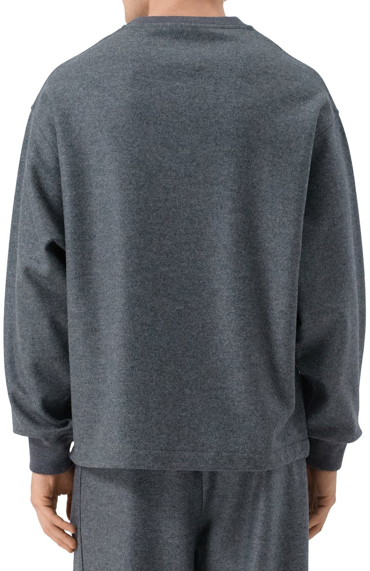 Мужской шерстяной свитшот JIL SANDER темно-серого цвета, арт. J61GU0002/J40045 | Фото 4 (Длина (для топов): Стандартные; Материал сплава: Проставлено; Рукава: Длинные; Драгоценные камни: Проставлено; Материал внешний: Шерсть; Мужское Кросс-КТ: свитшот-одежда; Принт: Без принта; Стили: Минимализм, Спорт-шик)