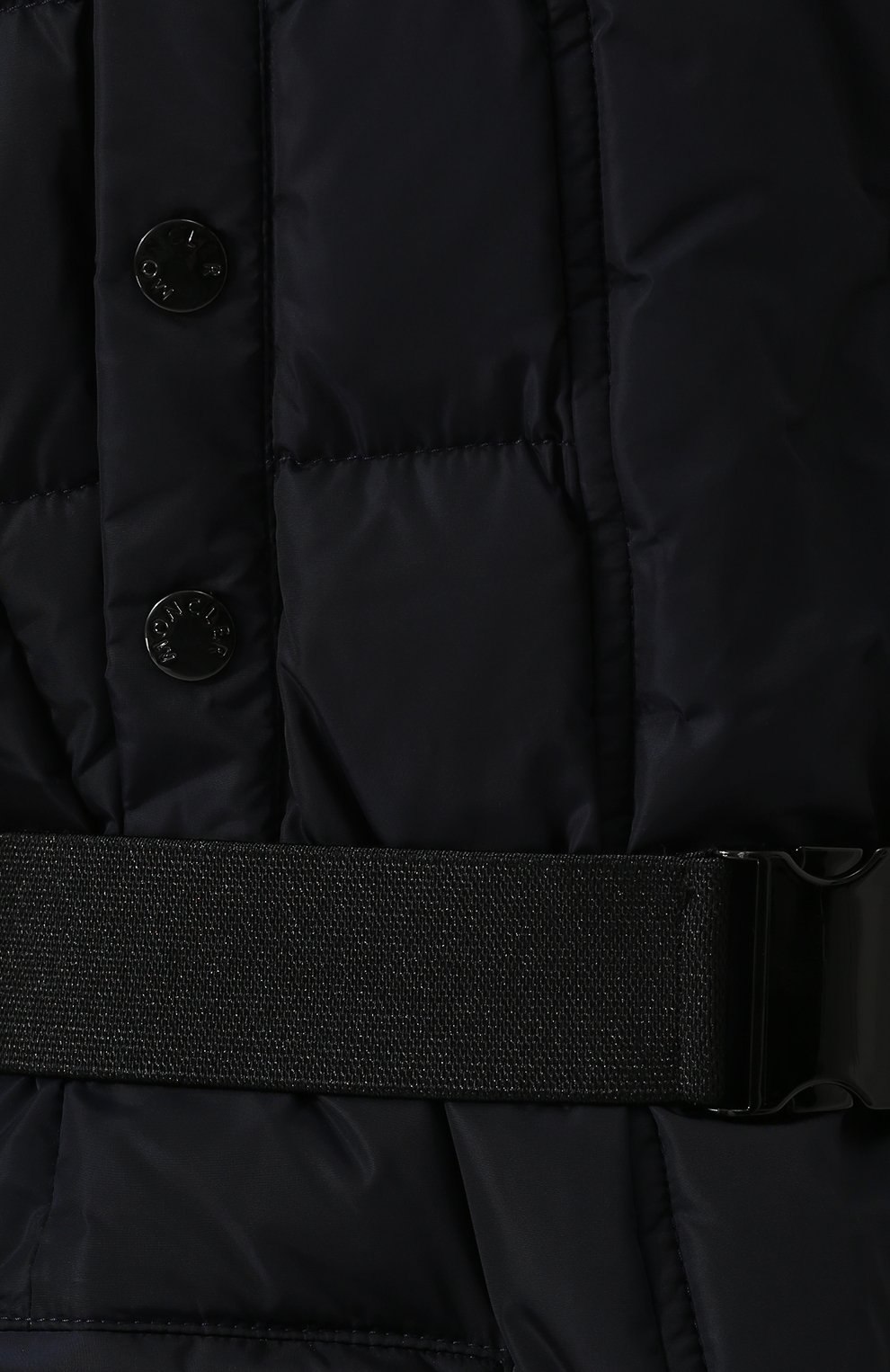 Стеганый пуховик с поясом и меховой отделкой капюшоном MONCLER темно-синего цвета по цене 183500 руб., арт. C2-093-46877-25-68065, фото 5 Стеганый пуховик с поясом и меховой отделкой капюшоном MONCLER, арт. C2-093-46877-25-68065, фото 5