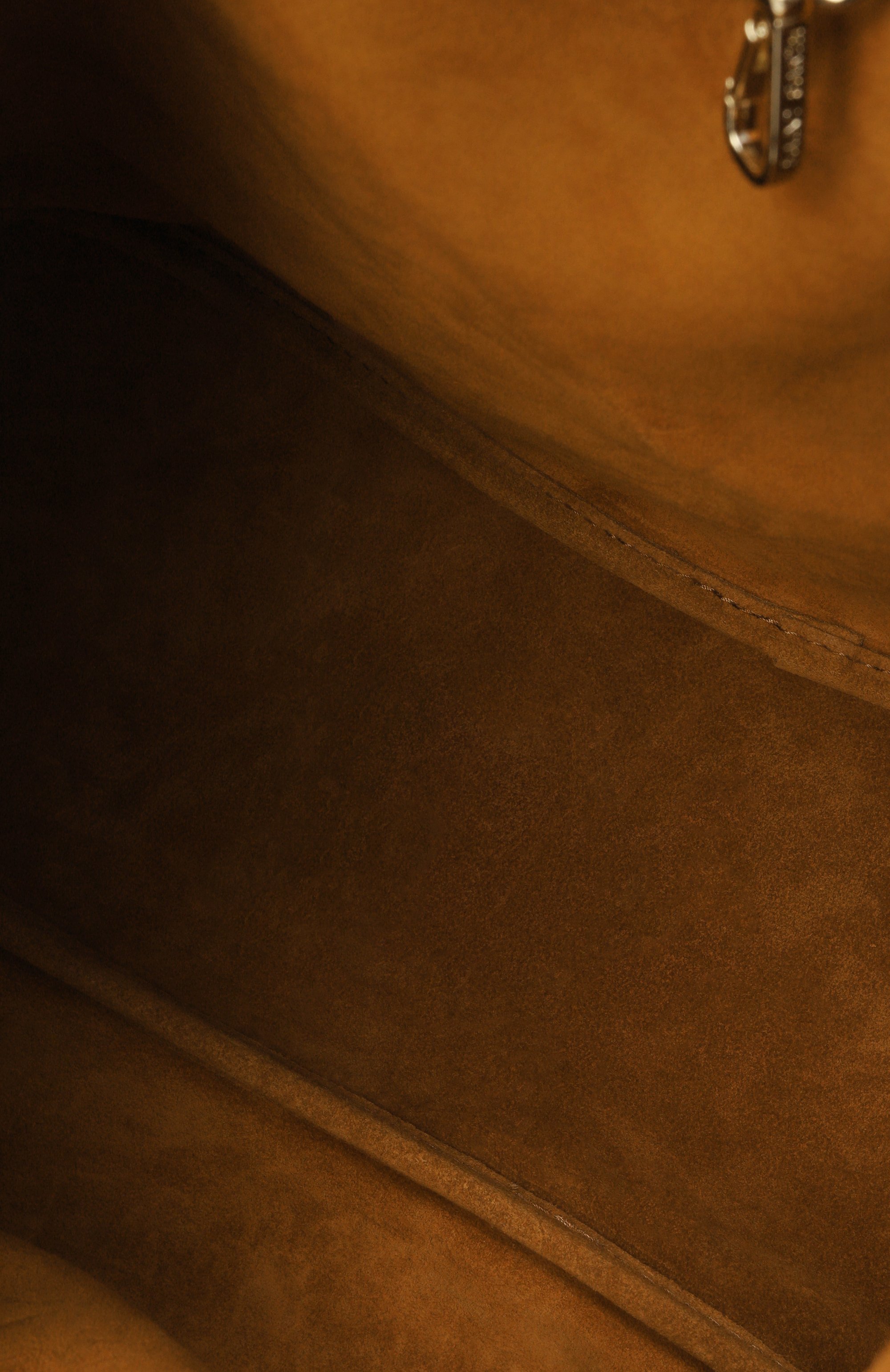 Сумка-тоут city large MC2 SAINT BARTH светло-коричневого цвета по цене 37450 руб., арт. CB0003-00250L/CITY BAG SUEDE, фото 5 Сумка-тоут city large MC2 SAINT BARTH, арт. CB0003-00250L/CITY BAG SUEDE, фото 5