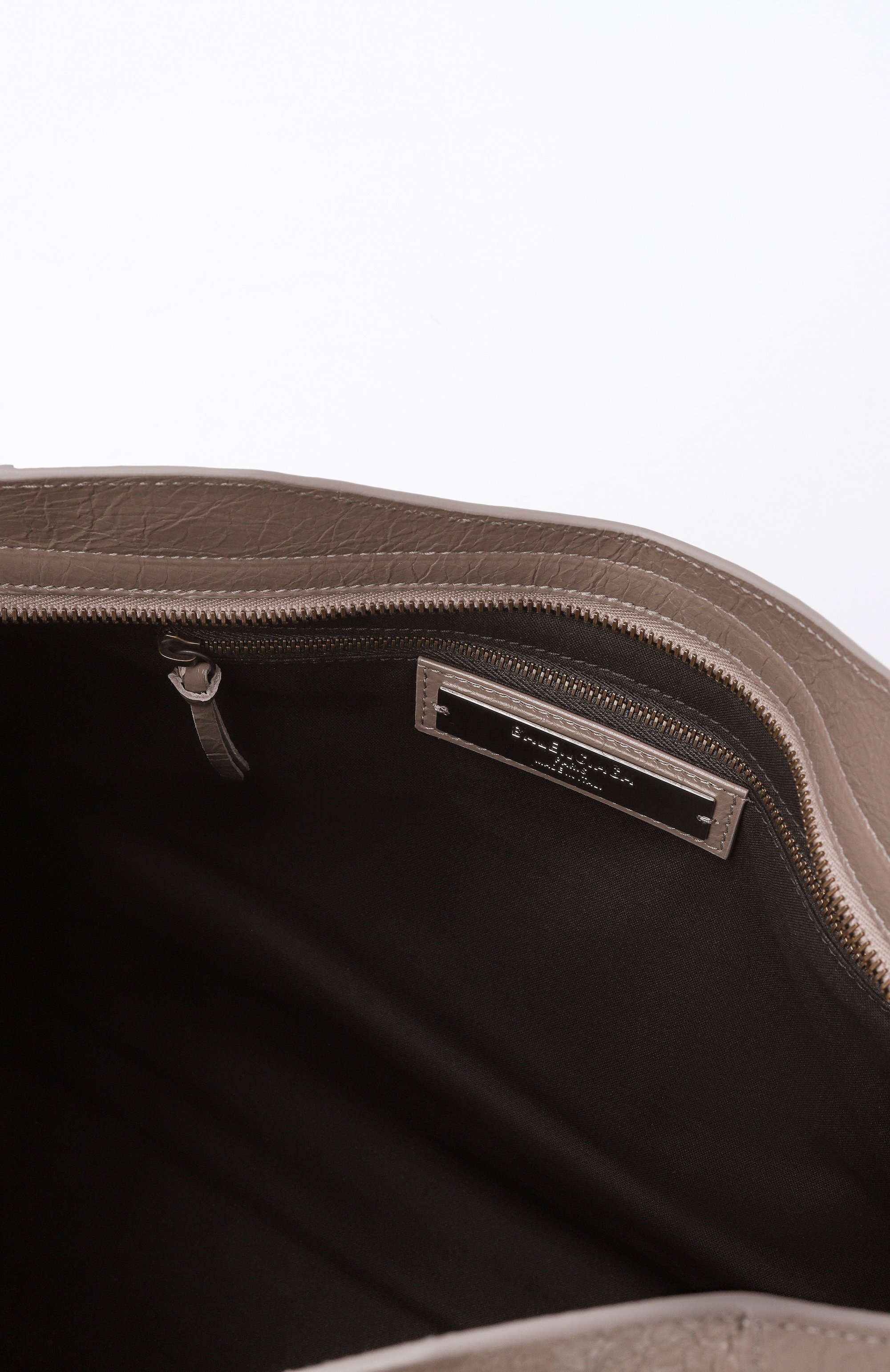 Сумка le city medium BALENCIAGA коричневого цвета по цене 399500 руб., арт. 865760/2ACFH, фото 5 Сумка le city medium BALENCIAGA, арт. 865760/2ACFH, фото 5