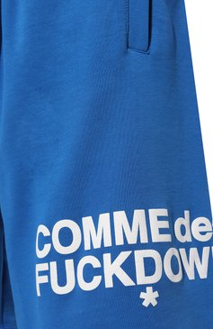 Мужские хлопковые шорты COMME DES FUCKDOWN синего цвета, арт. CFABM00023 | Фото 5 (Случай: Повседневный; Длина Шорты М: Ниже колена; Принт: С принтом; Материал сплава: Проставлено; Материал внешний: Хлопок; Стили: Спорт-шик; Драгоценные камни: Проставлено)