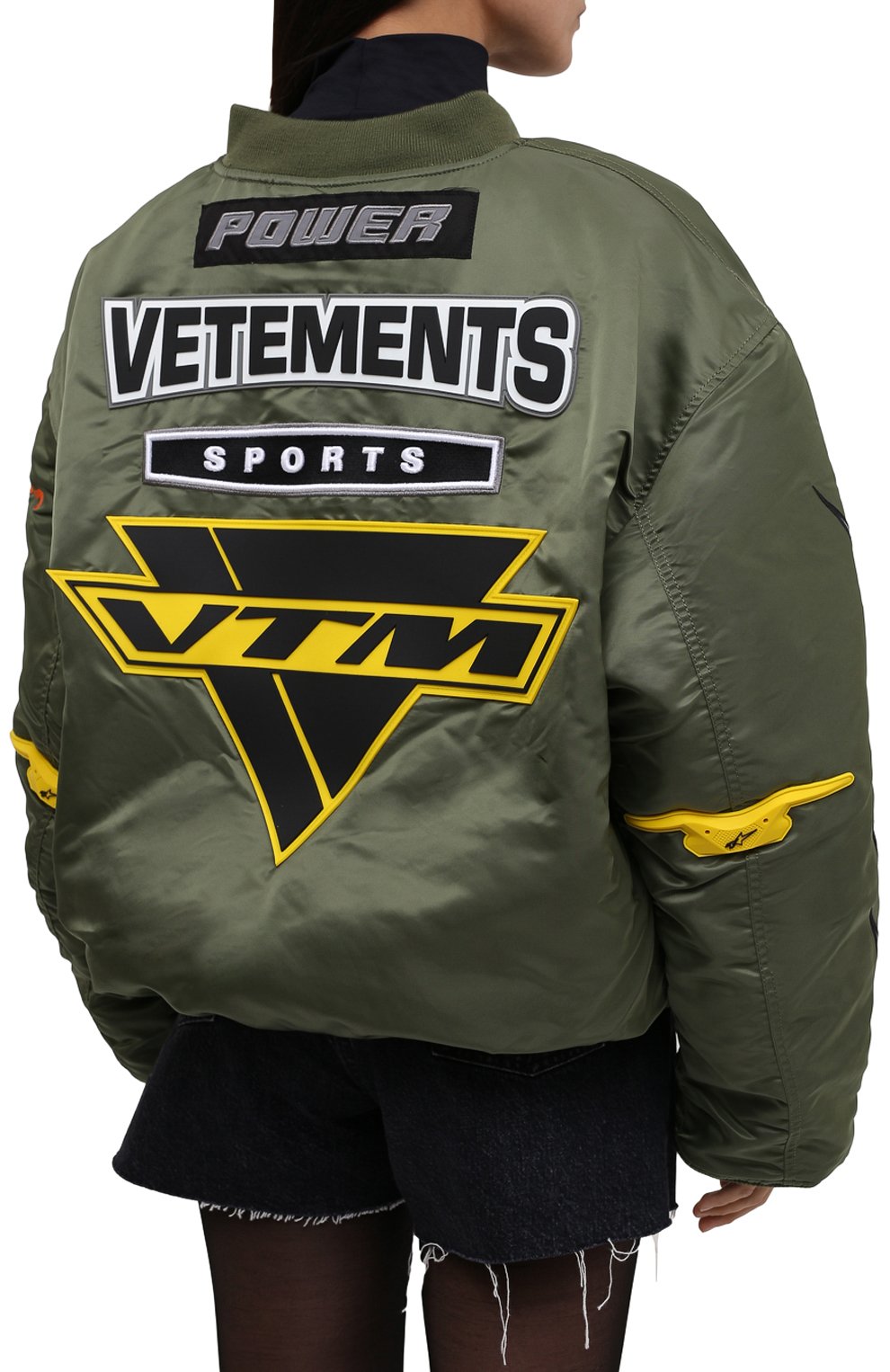 Утепленный бомбер VETEMENTS, арт. UA52JA700G 1307/W, фото 4