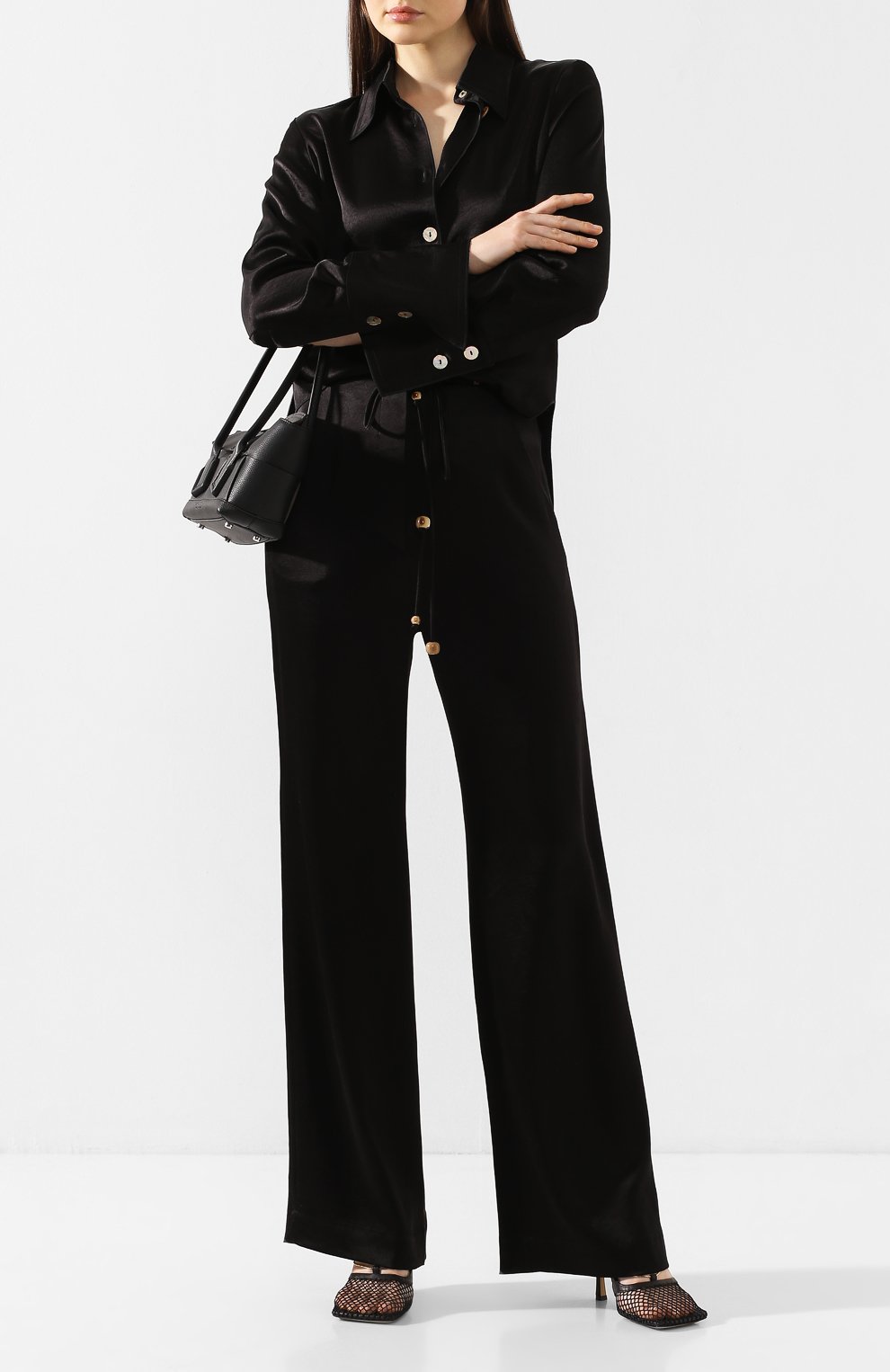 Брюки NANUSHKA черного цвета по цене 53350 руб., арт. FLAX_BLACK_WASHED SATIN, фото 2 Брюки NANUSHKA, арт. FLAX_BLACK_WASHED SATIN, фото 2