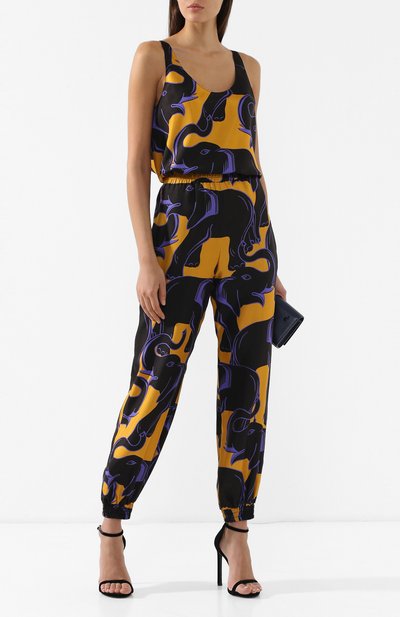Шелковые джоггеры LANVIN фиолетового цвета по цене 69650 руб., арт. RW-TR505I-4080-P19, фото 2 Шелковые джоггеры LANVIN, арт. RW-TR505I-4080-P19, фото 2
