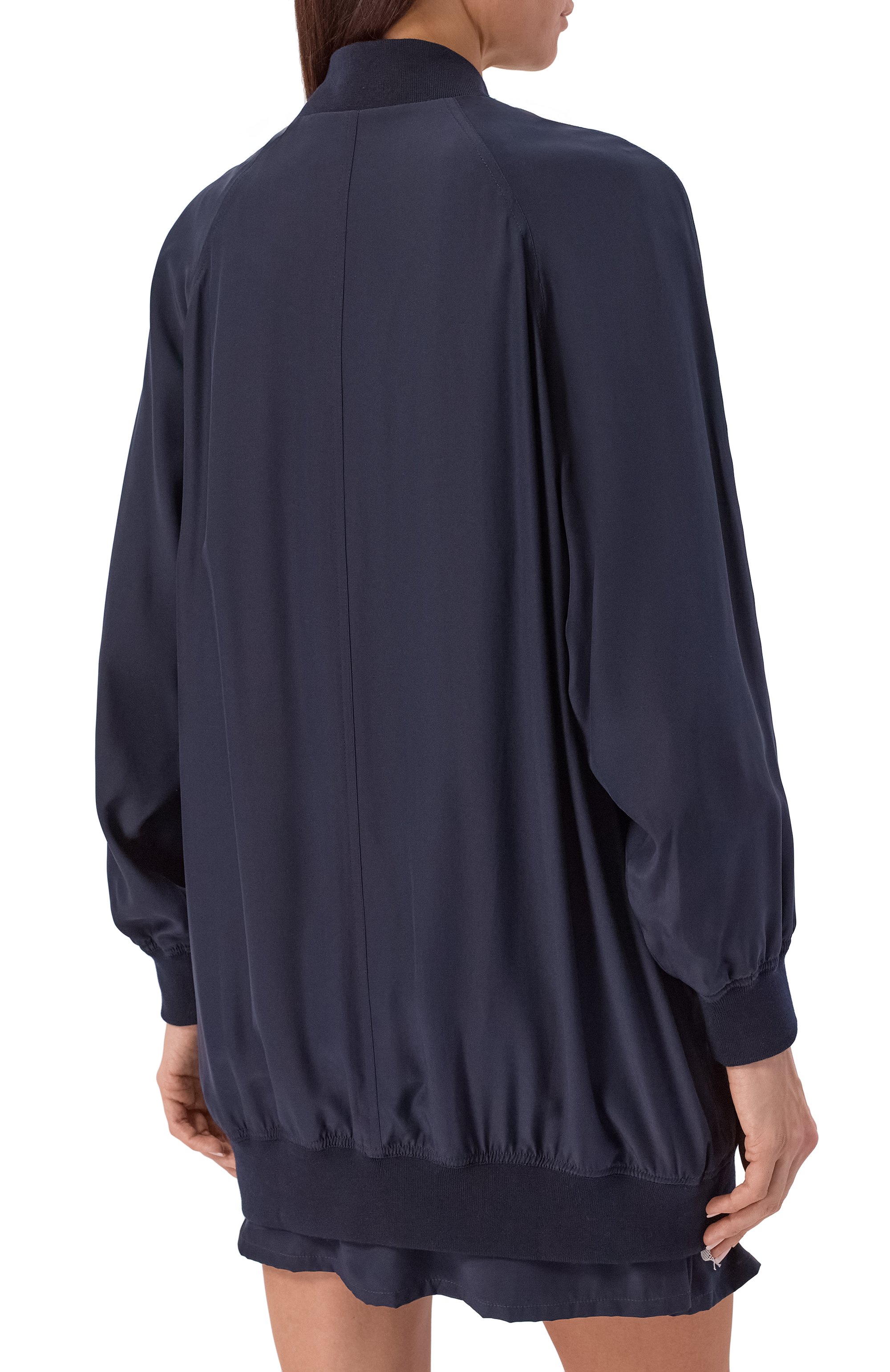 Шелковый бомбер FRAME DENIM темно-синего цвета по цене 105500 руб., арт. WF25WJA007, фото 4 Шелковый бомбер FRAME DENIM, арт. WF25WJA007, фото 4