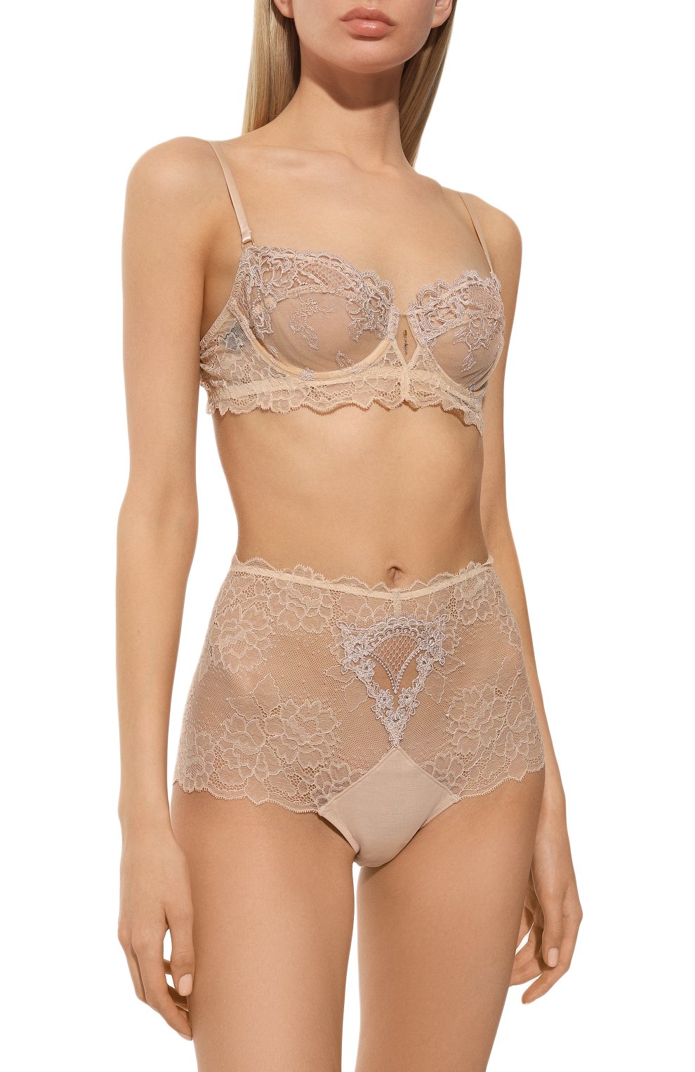 Бюстгальтер с мягкой чашкой LISE CHARMEL бежевого цвета по цене 25120 руб., арт. ACH3013, фото 2 Бюстгальтер с мягкой чашкой LISE CHARMEL, арт. ACH3013, фото 2