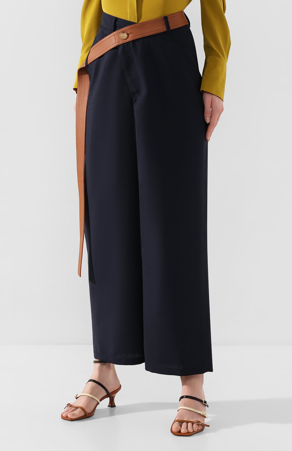 Шерстяные брюки LANVIN темно-синего цвета по цене 114000 руб., арт. RW-TR527K-4197-E20, фото 3 Шерстяные брюки LANVIN, арт. RW-TR527K-4197-E20, фото 3