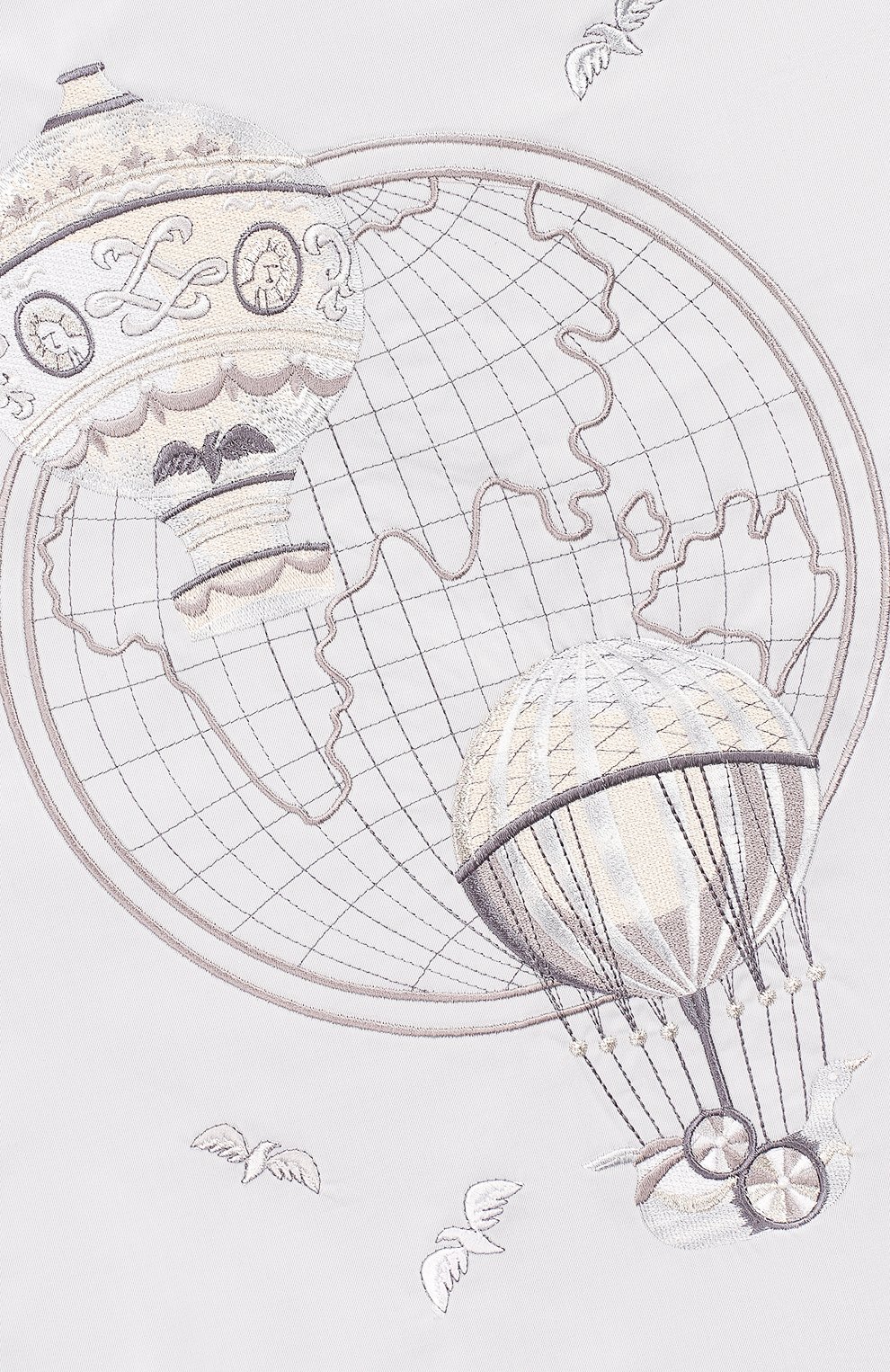 Комплект из 4-х изделий вокруг света CHEPE серого цвета по цене 9200 руб., арт. 71280, фото 2 Комплект из 4-х изделий вокруг света CHEPE, арт. 71280, фото 2