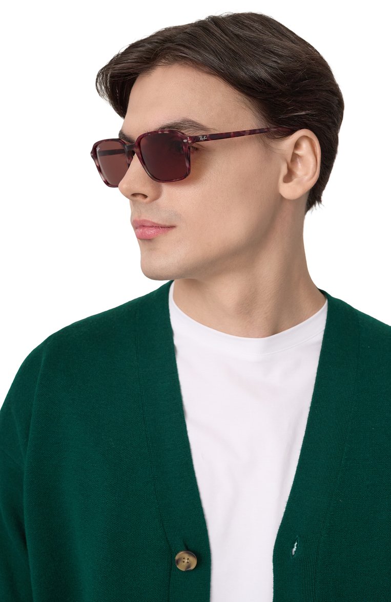 Женские солнцезащитные очки RAY-BAN коричневого цвета, арт. 2231-1416C5 | Фото 2 (Нос: Не проставлено; Региональные ограничения белый список (Axapta Mercury): Не проставлено; Тип очков: С/з; Материал: Пластик; Кросс-КТ: С/з-унисекс; Очки форма: Прямоугольные; Оптика Гендер: оптика-унисекс)
