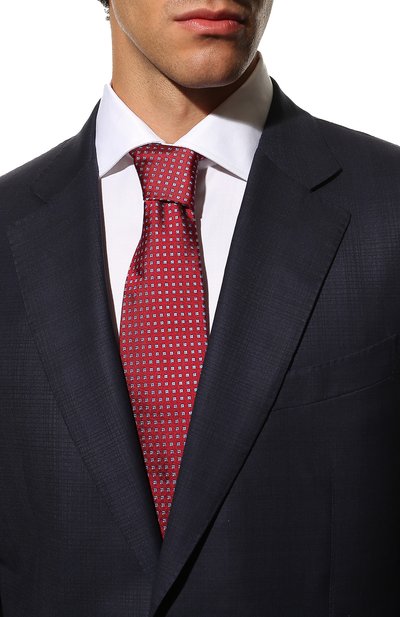 Шелковый галстук KITON красного цвета по цене 29350 руб., арт. UCRVKLC03H02, фото 2 Шелковый галстук KITON, арт. UCRVKLC03H02, фото 2