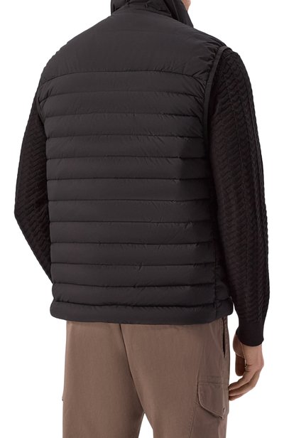 Утепленный жилет STONE ISLAND черного цвета по цене 88300 руб., арт. K2S15G100004/S0183, фото 4 Утепленный жилет STONE ISLAND, арт. K2S15G100004/S0183, фото 4