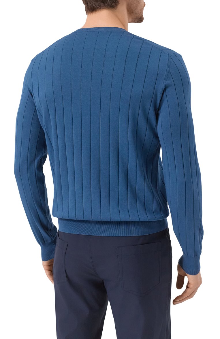 Мужской хлопковый джемпер CORNELIANI синего цвета, арт. 25M513-2525153 | Фото 4 (Рукава: Длинные; Материал сплава: Проставлено; Драгоценные камни: Проставлено; Длина (для топов): Стандартные; Принт: Без принта; Вырез: Круглый; Стили: Кэжуэл; Мужское Кросс-КТ: Джемперы; Материал внешний: Хлопок)