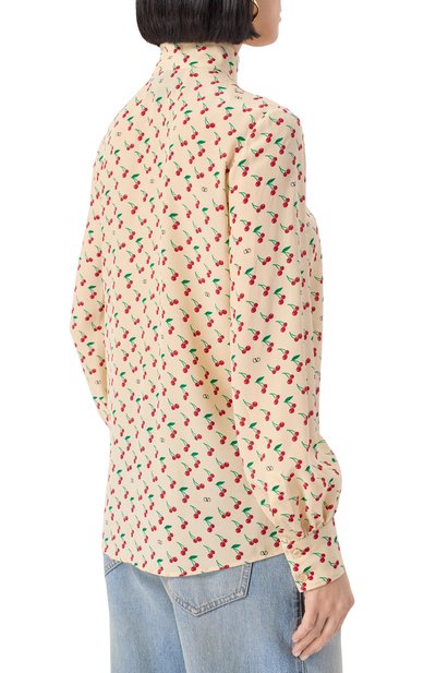 Шелковая рубашка VALENTINO кремового цвета по цене 271500 руб., арт. 7B3AB7U09M9, фото 4 Шелковая рубашка VALENTINO, арт. 7B3AB7U09M9, фото 4