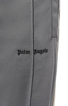 Мужские брюки PALM ANGELS серого цвета, арт. PMCJ019F23FAB0010810 | Фото 5 (Длина (брюки, джинсы): Стандартные; Случай: Повседневный; Материал внешний: Синтетический материал; Материал сплава: Проставлено; Стили: Спорт-шик; Материал подклада: Синтетический материал; Драгоценные камни: Проставлено)