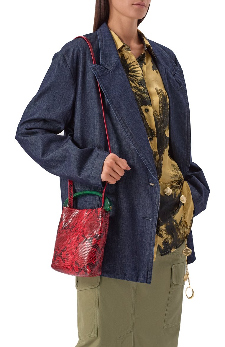 Женская сумка DRIES VAN NOTEN красного цвета, арт. 251-011523-397 | Фото 2 (Материал: Натуральная кожа; Ремень/цепочка: На ремешке; Размер: mini)