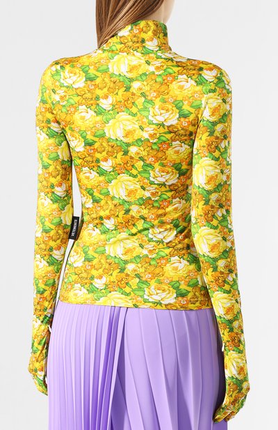 Водолазка с принтом VETEMENTS желтого цвета по цене 42300 руб., арт. SS20T0002 2613/W/YELL0W FL0WERS, фото 4 Водолазка с принтом VETEMENTS, арт. SS20T0002 2613/W/YELL0W FL0WERS, фото 4