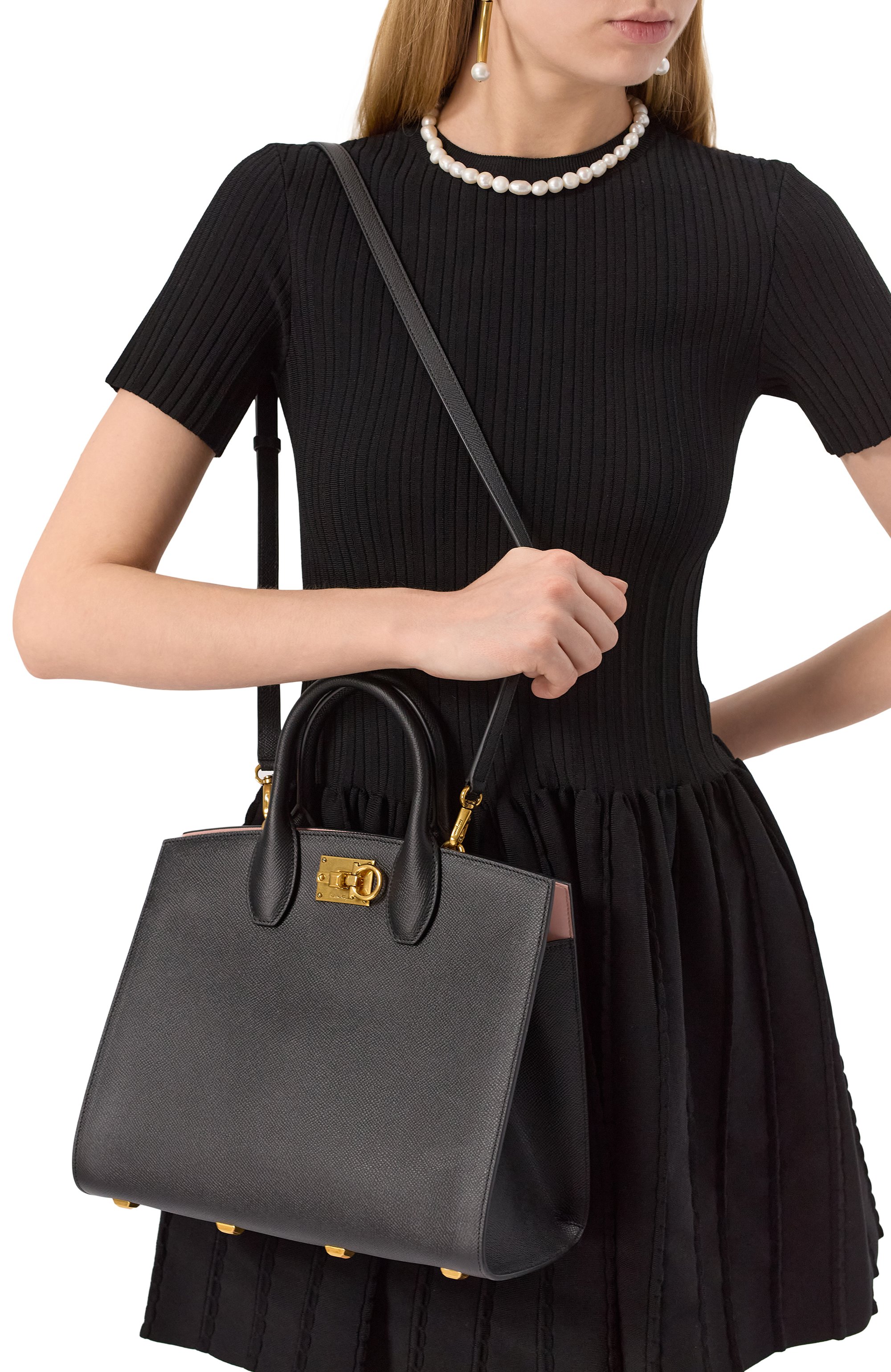 Сумка studio medium FERRAGAMO, арт. 210398/740941, фото 2