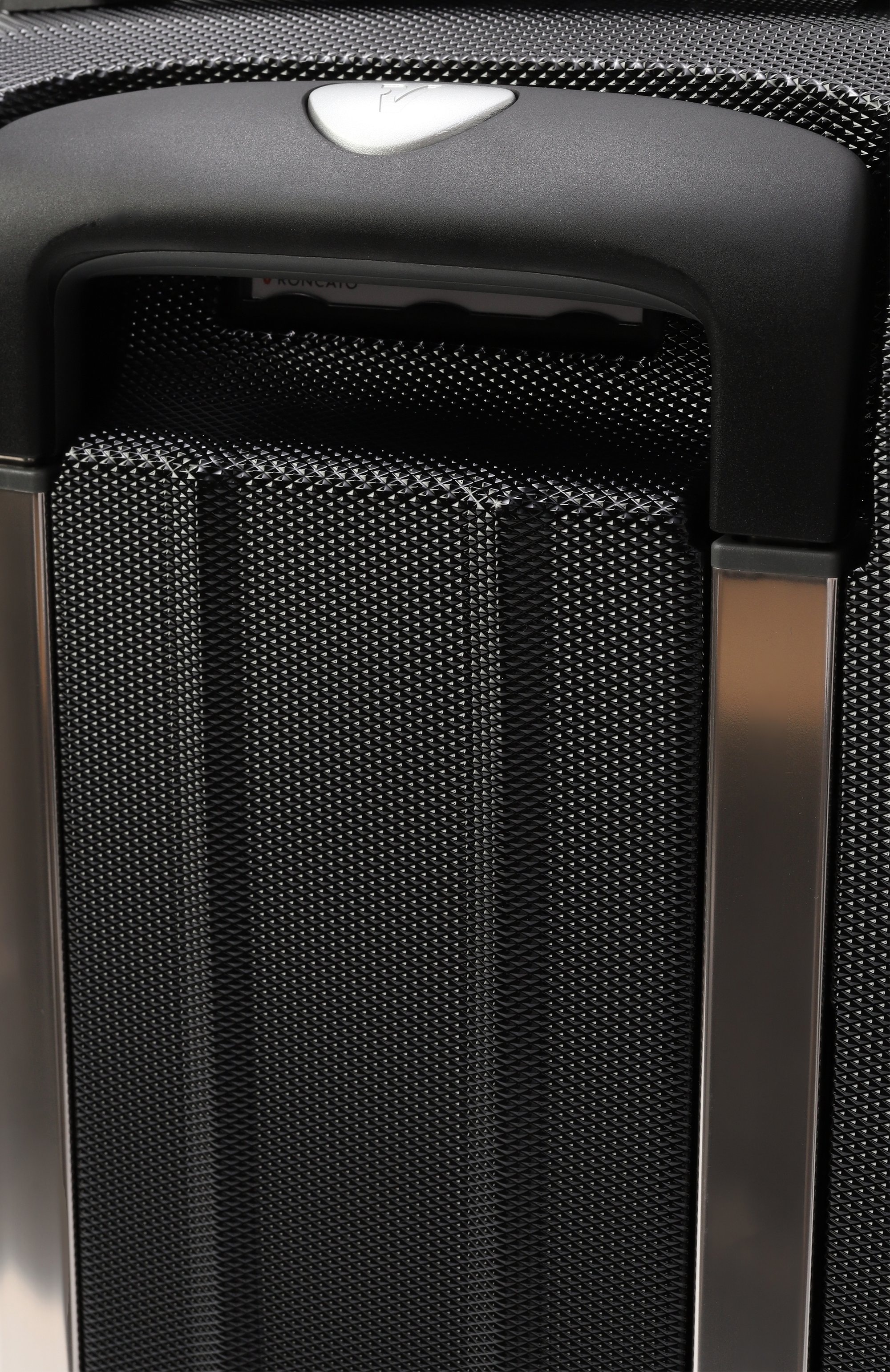 Чемодан double pr RONCATO черного цвета по цене 58900 руб., арт. 5147-0401, фото 2 Чемодан double pr RONCATO, арт. 5147-0401, фото 2