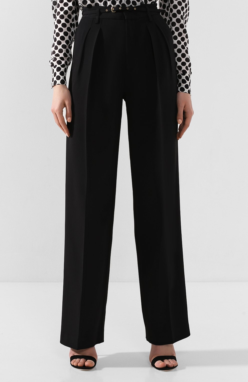 Брюки со стрелками REDVALENTINO черного цвета по цене 72650 руб., арт. TR3RBC25/2EU, фото 3 Брюки со стрелками REDVALENTINO, арт. TR3RBC25/2EU, фото 3