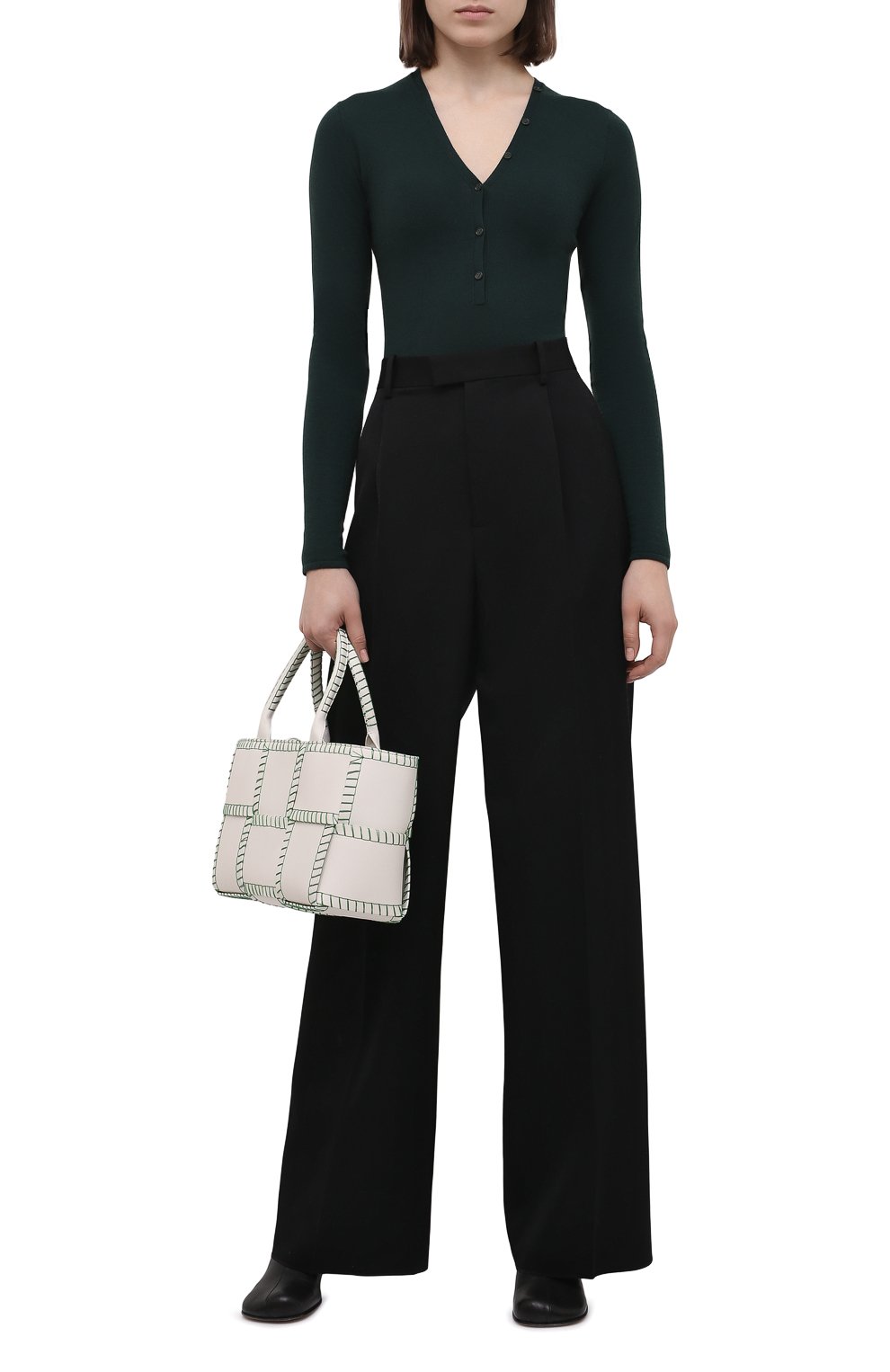 Сумка-тоут arco small BOTTEGA VENETA белого цвета по цене 225500 руб., арт. 691401/V1S71, фото 3 Сумка-тоут arco small BOTTEGA VENETA, арт. 691401/V1S71, фото 3