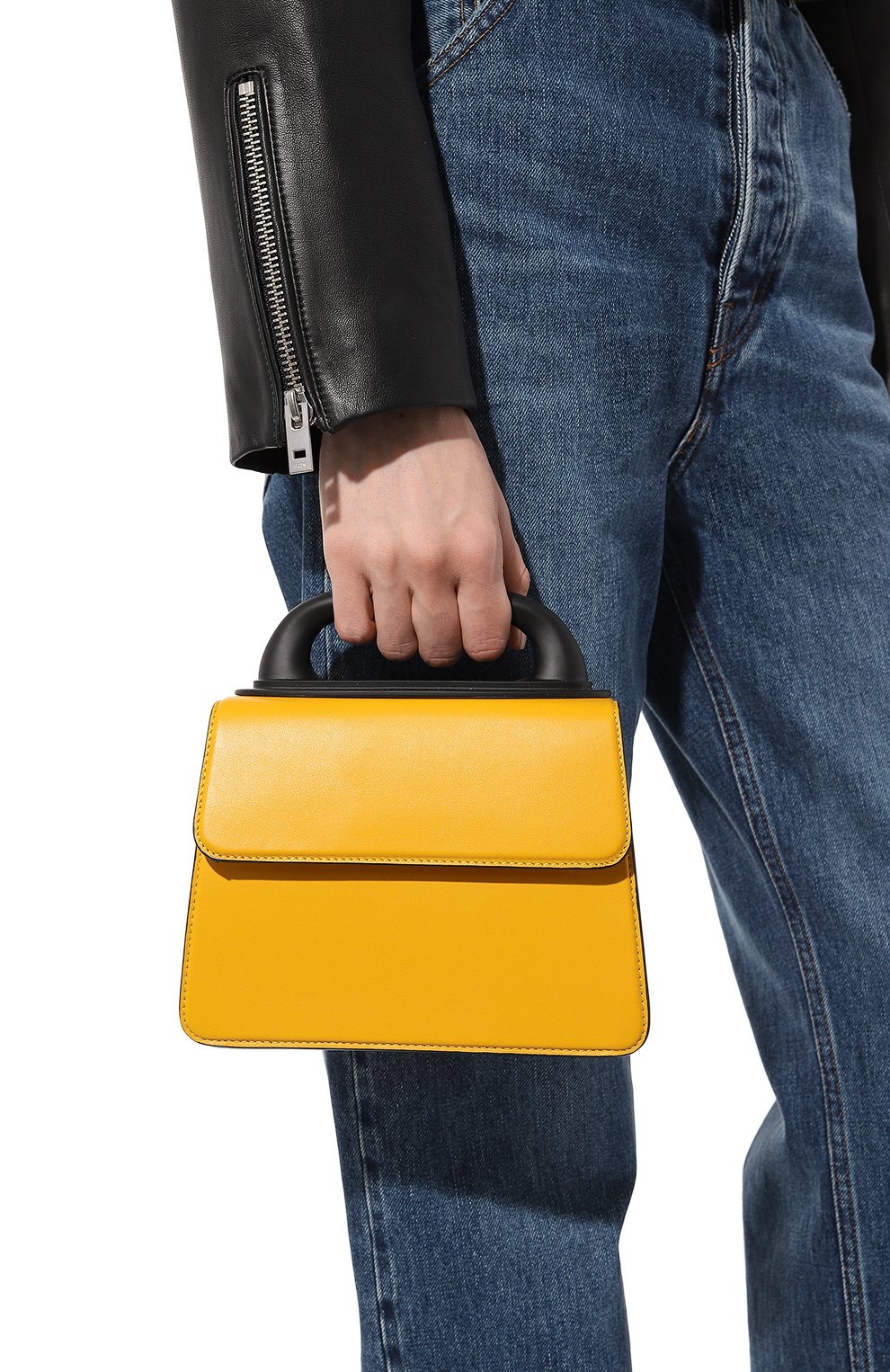 Сумка MOSCHINO желтого цвета по цене 98600 руб., арт. 2312 A7454/8008, фото 2 Сумка MOSCHINO, арт. 2312 A7454/8008, фото 2