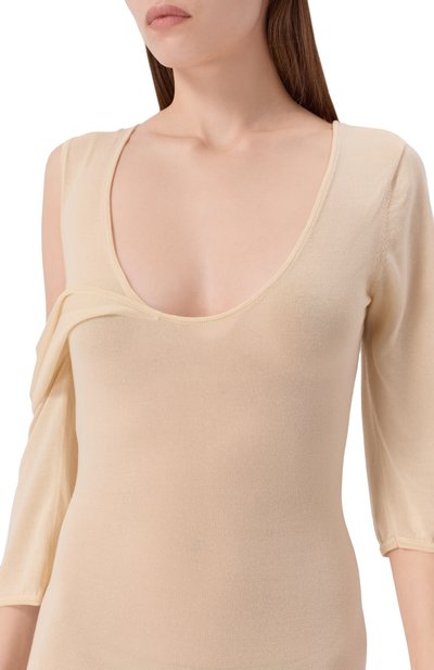 Платье AYA MUSE бежевого цвета по цене 96150 руб., арт. AMFW2505, фото 4 Платье AYA MUSE, арт. AMFW2505, фото 4