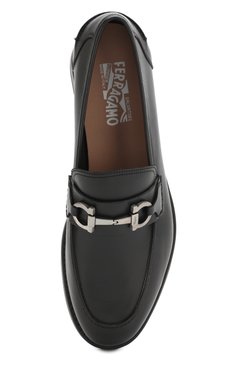 Мужские кожаные лоферы FERRAGAMO черного цвета, арт. Z-07042293E | Фото 5 (Стили: Кэжуэл; Статус проверки: Проверена категория; Нос: Не проставлено; Материал сплава: Проставлено; Материал внешний: Натуральная кожа)