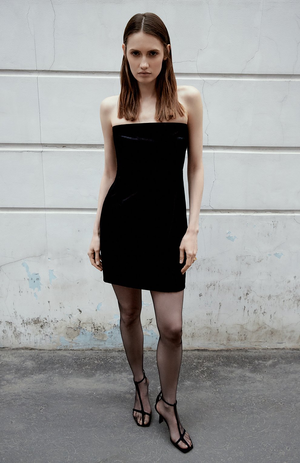 Кольцо JIL SANDER золотого цвета по цене 49700 руб., арт. J56UQ0002 J12003/G0LD, фото 4 Кольцо JIL SANDER, арт. J56UQ0002 J12003/G0LD, фото 4