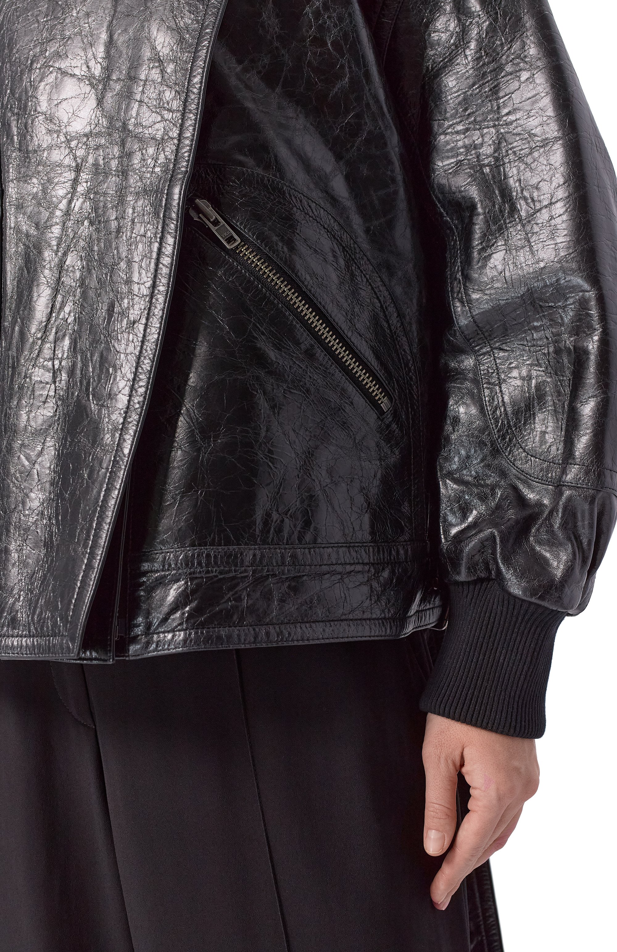 Кожаная куртка CO черного цвета по цене 286000 руб., арт. 6457ABCL-PS26, фото 5 Кожаная куртка CO, арт. 6457ABCL-PS26, фото 5