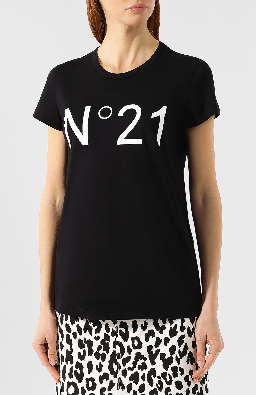 Хлопковая футболка N21 черного цвета по цене 20950 руб., арт. 19E N2M0/F031/4157, фото 3 Хлопковая футболка N21, арт. 19E N2M0/F031/4157, фото 3