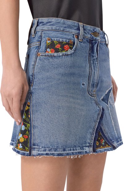 Джинсовая юбка VALENTINO голубого цвета по цене 214500 руб., арт. 8B3DD21C/9YB, фото 5 Джинсовая юбка VALENTINO, арт. 8B3DD21C/9YB, фото 5