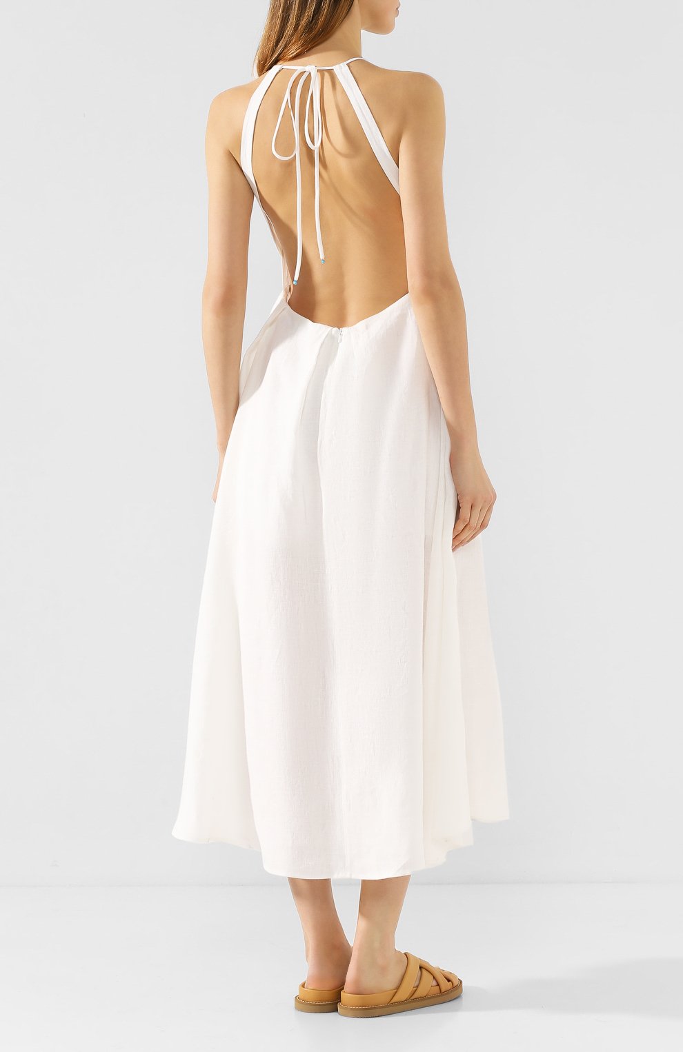 Льняное платье A MERE CO белого цвета по цене 59950 руб., арт. AMC-R20-G3-33, фото 4 Льняное платье A MERE CO, арт. AMC-R20-G3-33, фото 4