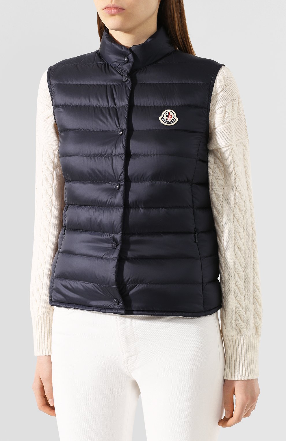 Пуховый жилет liane MONCLER темно-синего цвета по цене 64400 руб., арт. F1-093-1A102-00-53048, фото 3 Пуховый жилет liane MONCLER, арт. F1-093-1A102-00-53048, фото 3