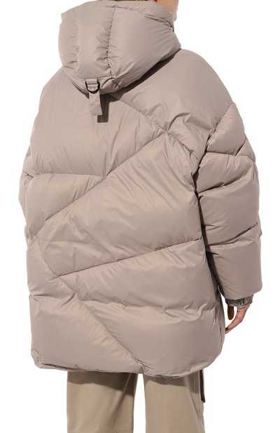 Пуховик ERMA бежевого цвета по цене 71500 руб., арт. FW0619, фото 4 Пуховик ERMA, арт. FW0619, фото 4