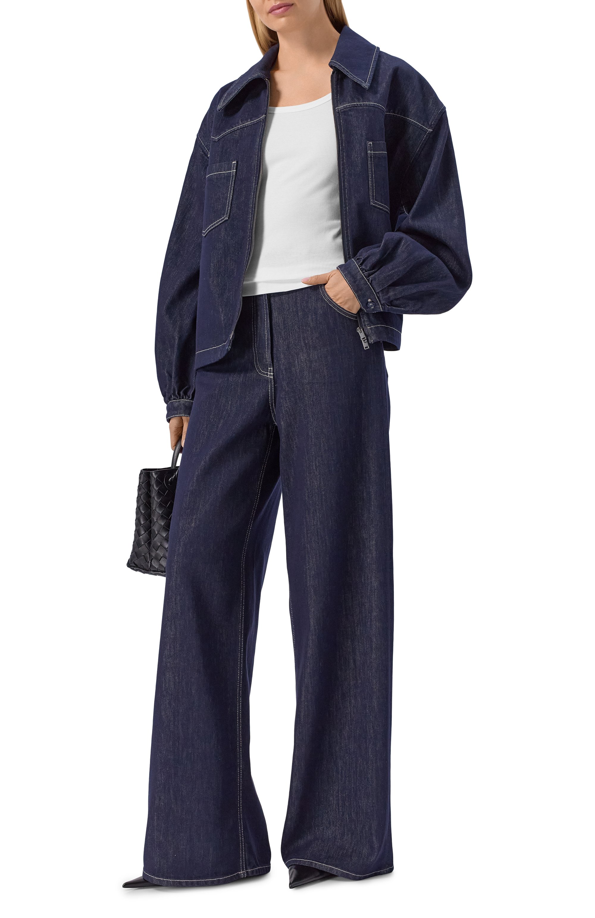 Джинсы MVST синего цвета по цене 113500 руб., арт. M25.1MW.T008-59/LEXUS, фото 2 Джинсы MVST, арт. M25.1MW.T008-59/LEXUS, фото 2