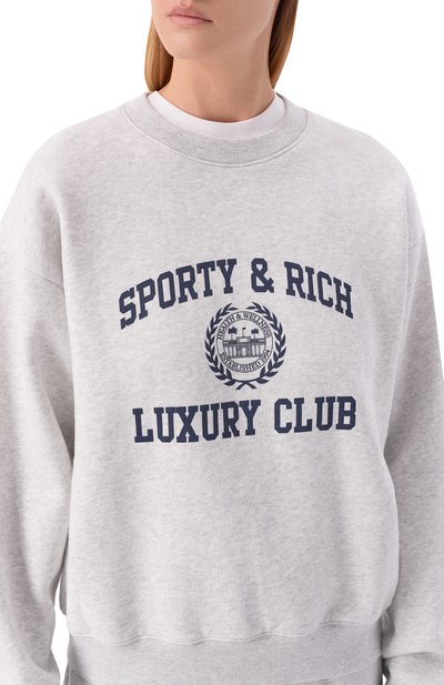 Хлопковый свитшот luxury club SPORTY AND RICH светло-серого цвета по цене 33600 руб., арт. ST0997842GY03/S&R LUXURY CLUB CREWNECK, фото 5 Хлопковый свитшот luxury club SPORTY AND RICH, арт. ST0997842GY03/S&R LUXURY CLUB CREWNECK, фото 5