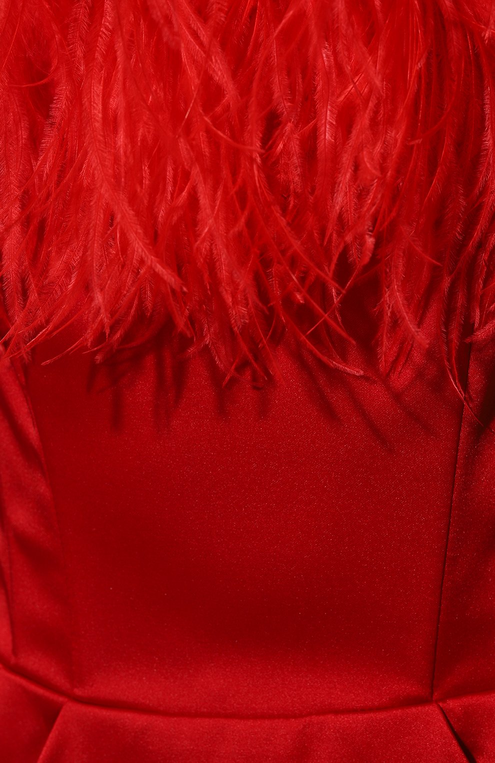 Платье с отделкой перьями LIKE YANA красного цвета по цене 17500 руб., арт. L1-23/5-514-3300/8, фото 5 Платье с отделкой перьями LIKE YANA, арт. L1-23/5-514-3300/8, фото 5