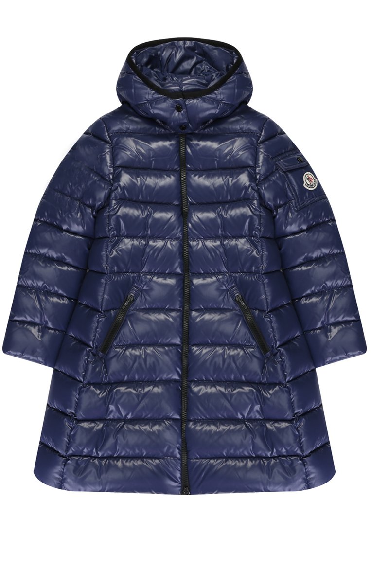 Детская пуховое пальто с капюшоном MONCLER ENFANT синего цвета, арт. C2-954-49900-05-68950/8-10A | Фото 1 (Материал подклада: Синтетический материал; Рукава: Длинные; Материал внешний: Синтетический материал, Пух и перо; Девочки Кросс-КТ: Пуховик-верхняя одежда; Кросс-КТ: Зима; Драгоценные камни: Проставлено; Материал сплава: Проставлено)