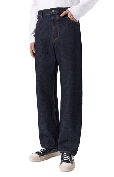 Джинсы MOSCHINO темно-синего цвета по цене 55750 руб., арт. A0348/0243, фото 3 Джинсы MOSCHINO, арт. A0348/0243, фото 3