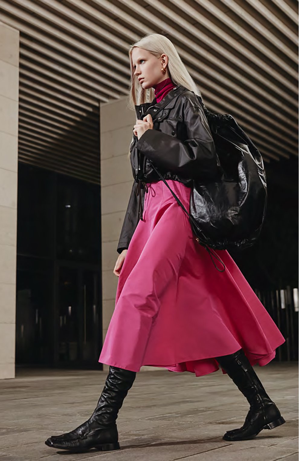 Куртка с меховой подкладкой BOTTEGA VENETA коричневого цвета по цене 617000 руб., арт. 648118/V04C0, фото 6 Куртка с меховой подкладкой BOTTEGA VENETA, арт. 648118/V04C0, фото 6