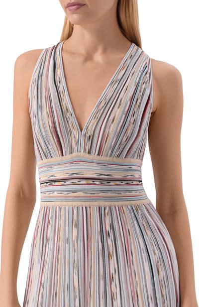 Платье из вискозы MISSONI разноцветного цвета по цене 256000 руб., арт. DS26SG13/BK01GZ, фото 4 Платье из вискозы MISSONI, арт. DS26SG13/BK01GZ, фото 4