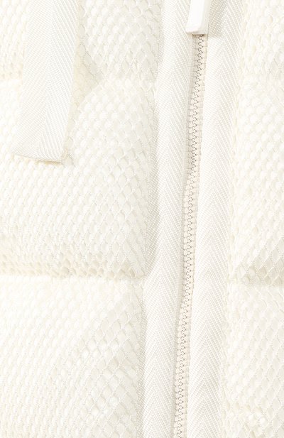 Пуховик 2 moncler 1952 x valextra MONCLER GENIUS белого цвета по цене 155000 руб., арт. E2-093-49892-80-C0122, фото 5 Пуховик 2 moncler 1952 x valextra MONCLER GENIUS, арт. E2-093-49892-80-C0122, фото 5