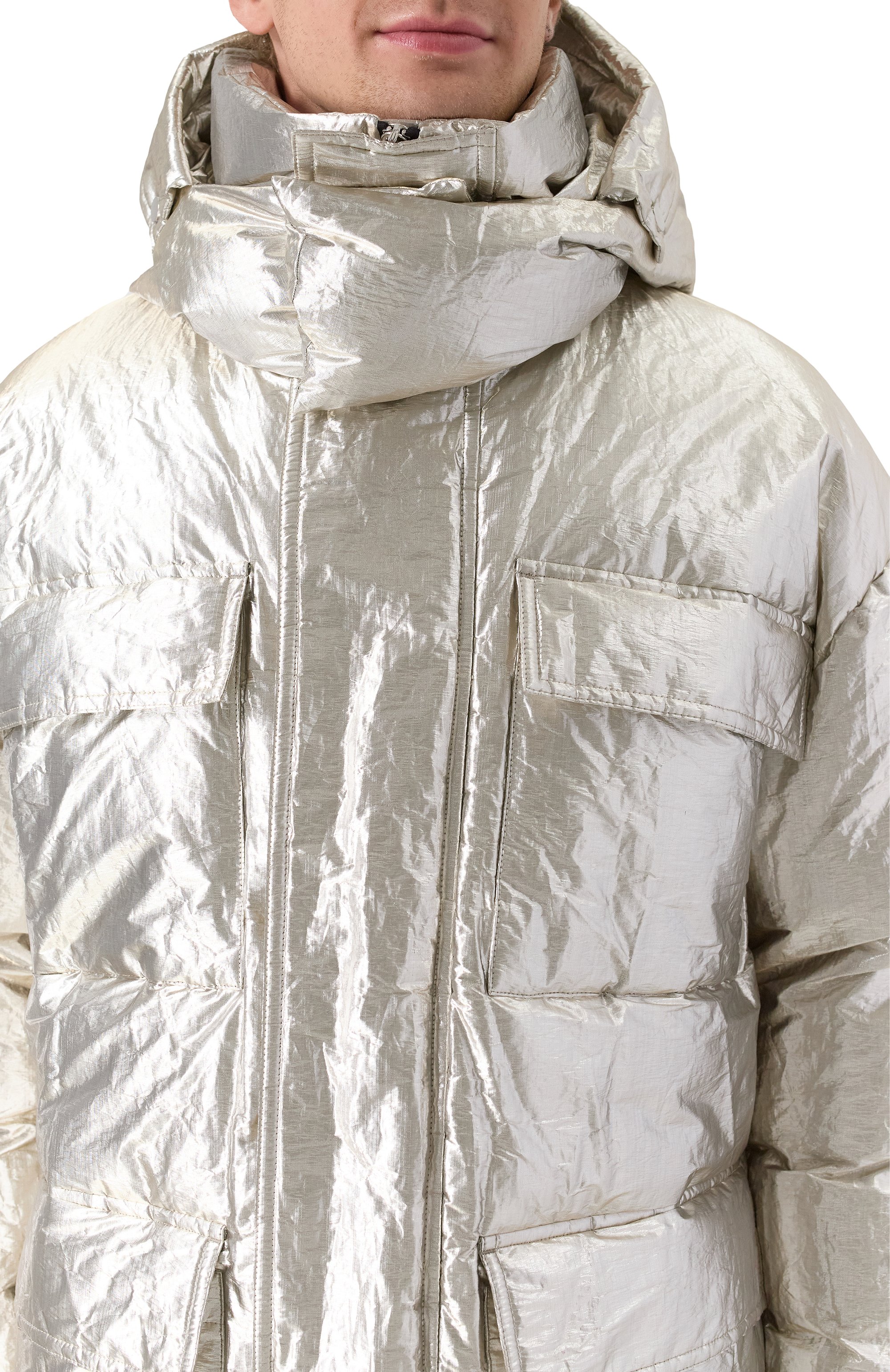 Пуховик MVST серебряного цвета по цене 281000 руб., арт. ICU0012/AS_SET, фото 5 Пуховик MVST, арт. ICU0012/AS_SET, фото 5