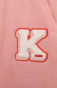 Детские хлопковые джоггеры KENZO светло-розового цвета, арт. K60206/3-5 | Фото 3 (Нос: Не проставлено; Материал сплава: Проставлено; Материал внешний: Хлопок; Материал подклада: Хлопок; Девочки Кросс-КТ: Джоггеры-одежда, Брюки-спорт; Ростовка одежда: 2 года | 92 см, 3 года | 98 см, 4 года | 104 см)