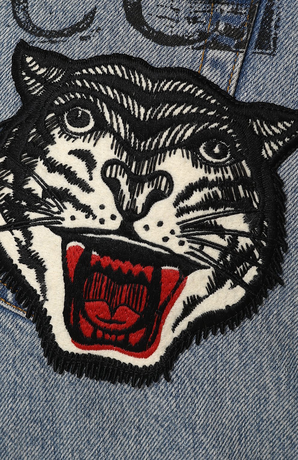 Джинсы прямого кроя с потертостями и завышенной талией GUCCI, арт. 502802/XRA16, фото 5