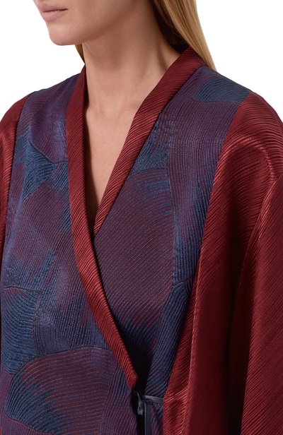 Рубашка-кимоно GIORGIO ARMANI бордового цвета по цене 415500 руб., арт. GW004024/TE23231, фото 5 Рубашка-кимоно GIORGIO ARMANI, арт. GW004024/TE23231, фото 5