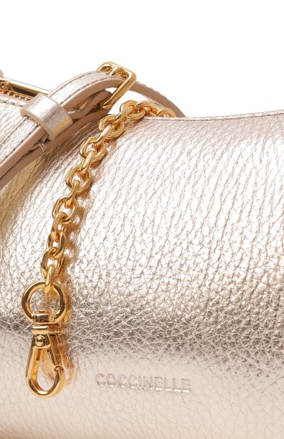 Сумка aura mini COCCINELLE золотого цвета по цене 22050 руб., арт. E5QH0550101, фото 3 Сумка aura mini COCCINELLE, арт. E5QH0550101, фото 3
