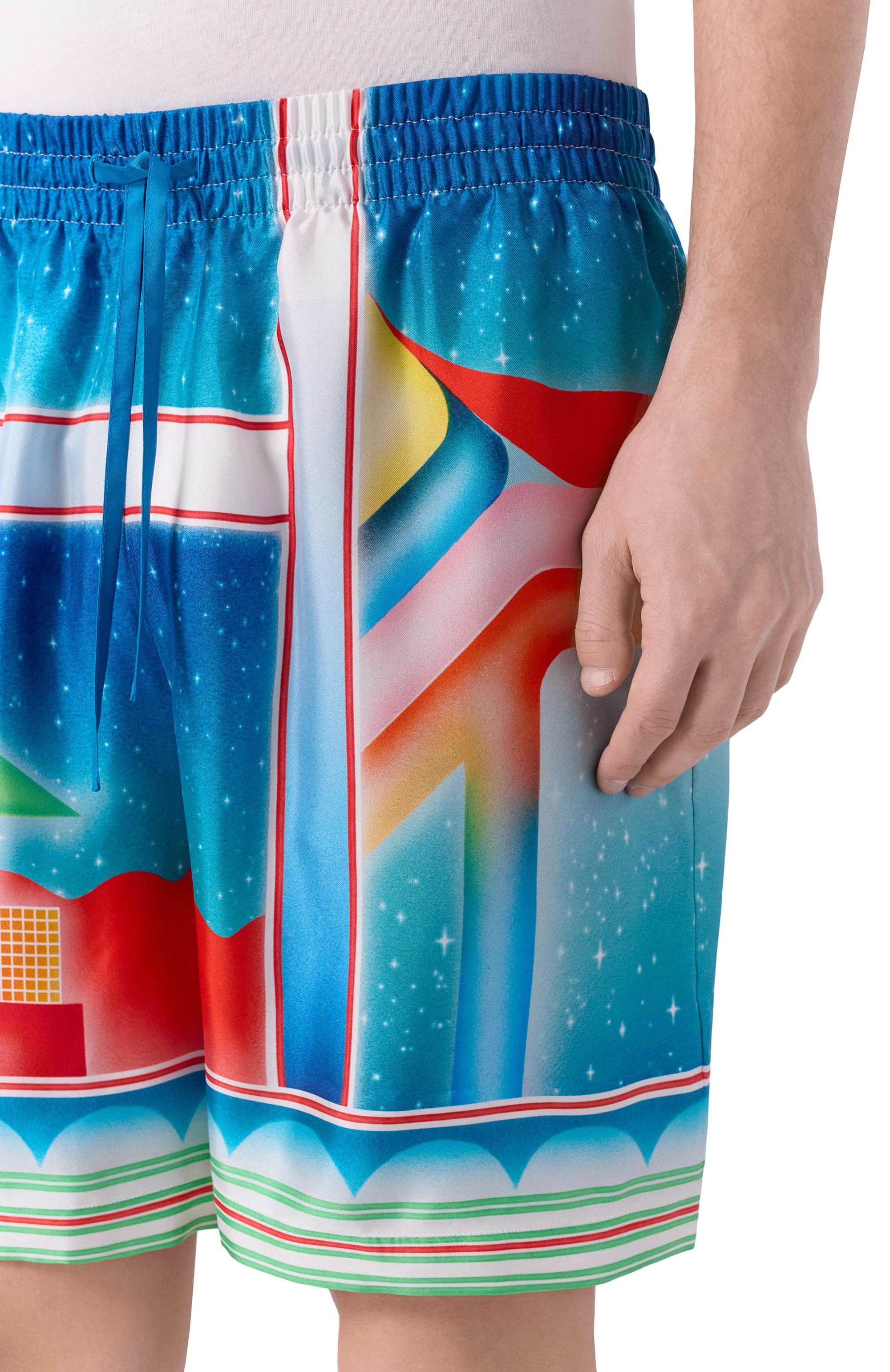 Шелковые шорты CASABLANCA синего цвета по цене 96550 руб., арт. MPF25-TR-012-07, фото 5 Шелковые шорты CASABLANCA, арт. MPF25-TR-012-07, фото 5