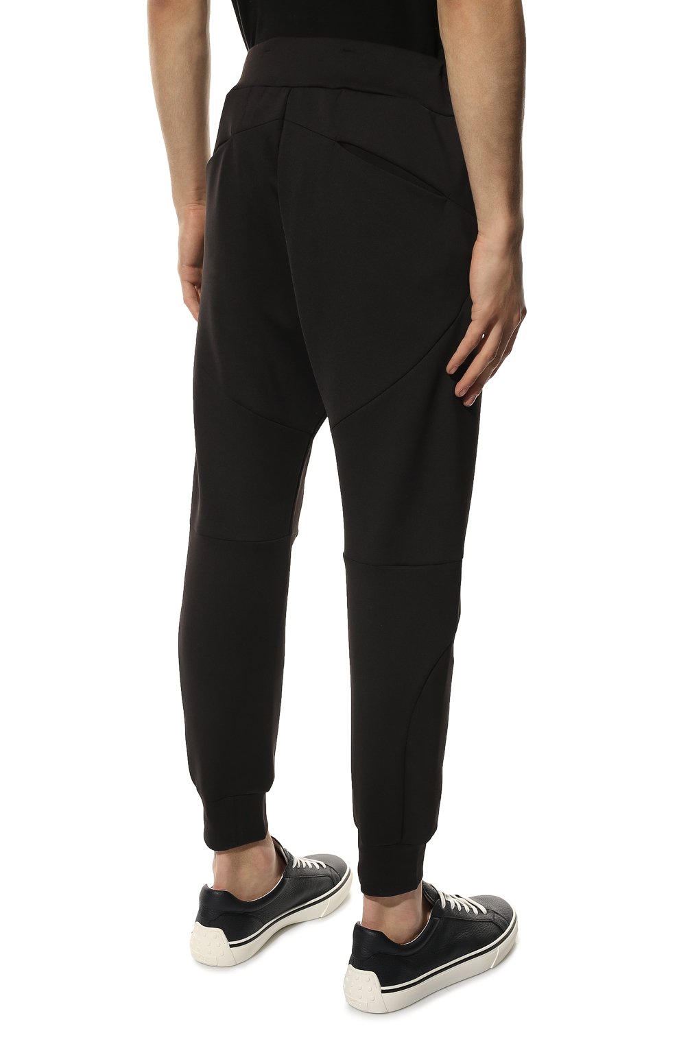 Джоггеры KAZUYUKI KUMAGAI черного цвета по цене 34350 руб., арт. AP21-029, фото 4 Джоггеры KAZUYUKI KUMAGAI, арт. AP21-029, фото 4